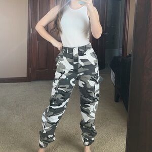 Missguided Camouflage Joggers
